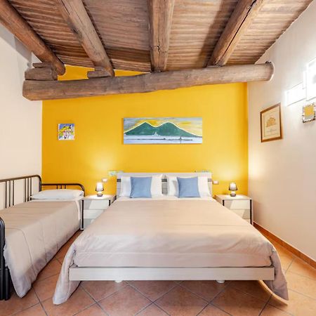 Casa Albertino-In The Heart Of เนเปิลส์ ภายนอก รูปภาพ