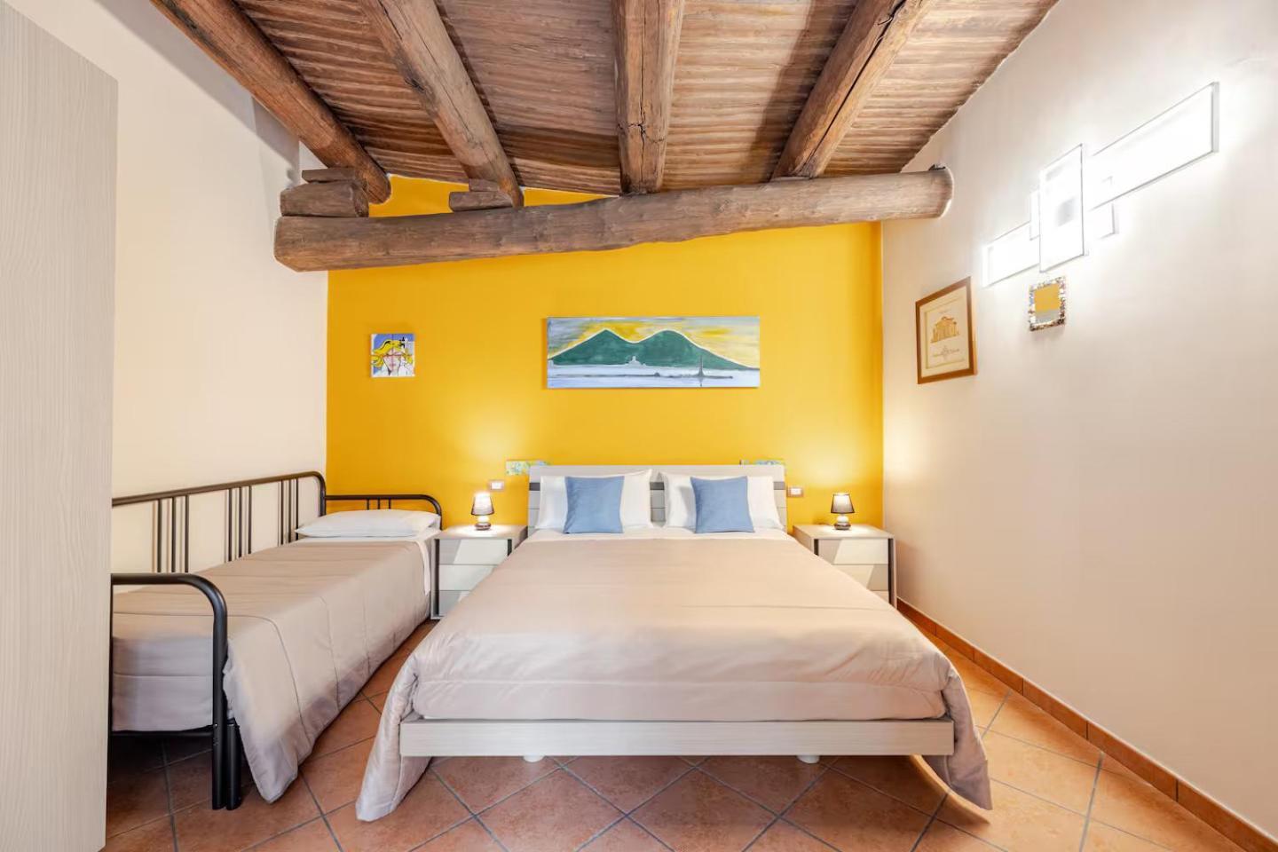 Casa Albertino-In The Heart Of เนเปิลส์ ภายนอก รูปภาพ